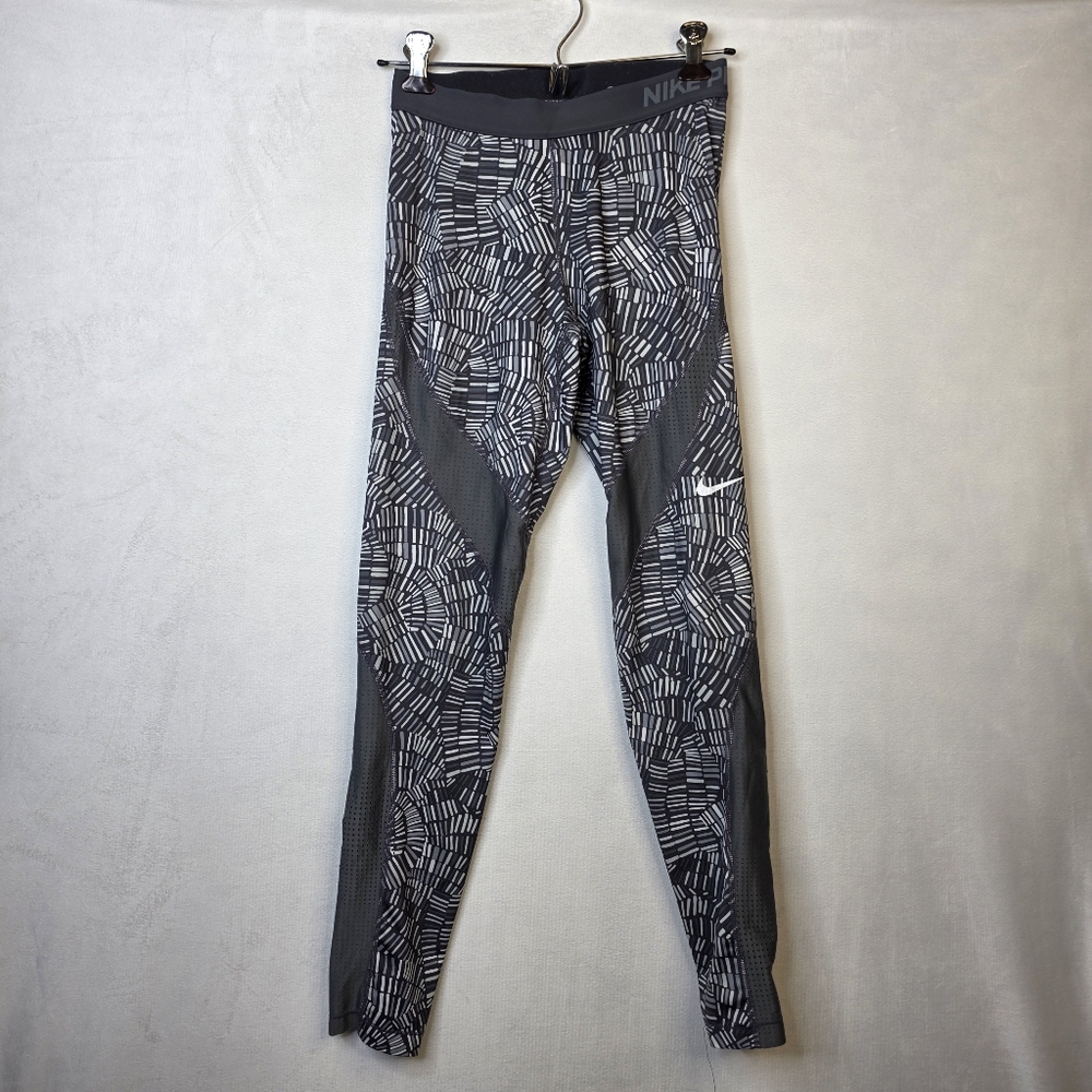 Nike pro dri-fit leggings sz M